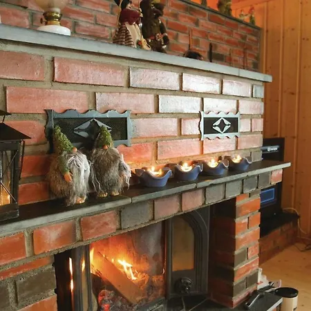 Three-bedroom Holiday In بيت للعطل